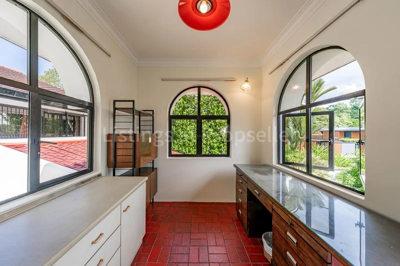 5 Bed Bungalow (Landed) for Rent in Hong Kong Park - Image 8