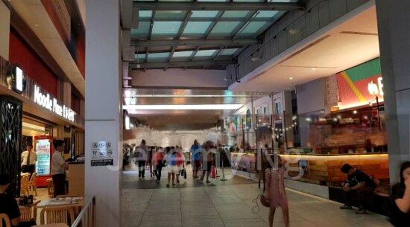 Food & Beverage for Rent: ️Prime & Rare F&B Shop @ Somerset | Sheltered to MRT & Bus Stop | Office & Residential Crowd - Image 1