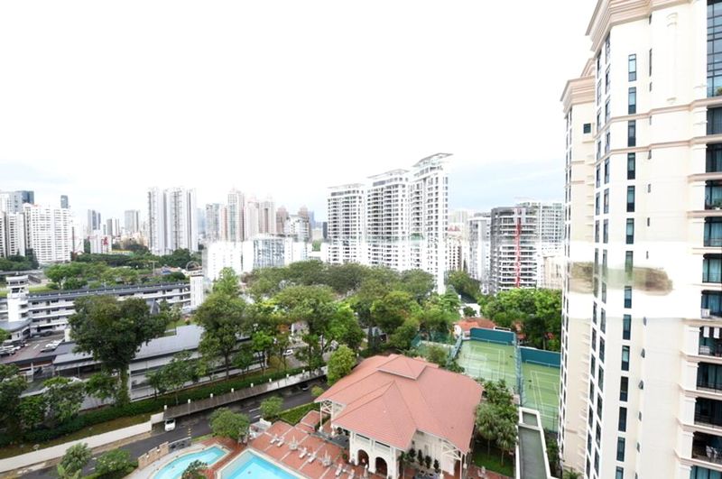 5 Bed Condo for Rent in  Spring Grove - Image 2