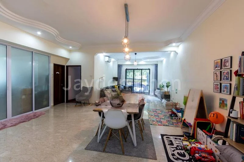 4 Bed Condo for Rent in The Anchorage - Image 2