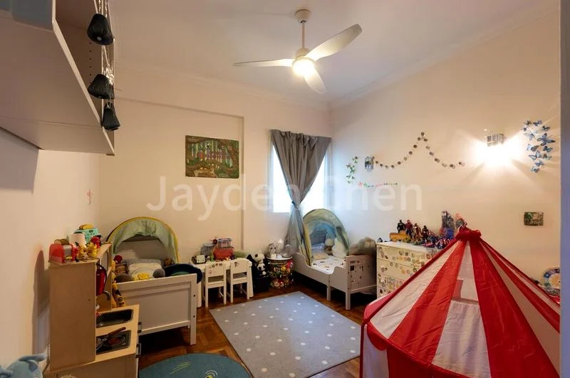 4 Bed Condo for Rent in The Anchorage - Image 4