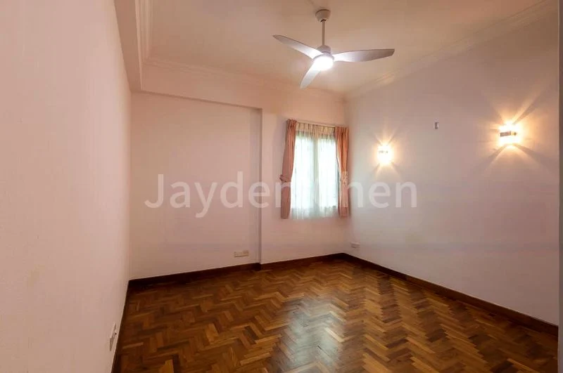 4 Bed Condo for Rent in The Anchorage - Image 13