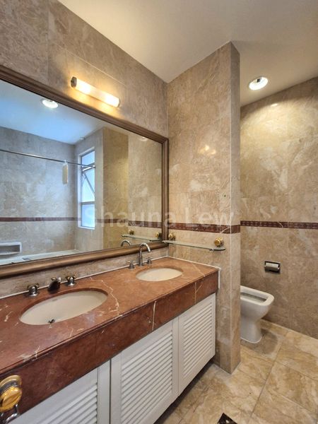 4 Bed Condo for Rent in Leonie Condotel - Image 17