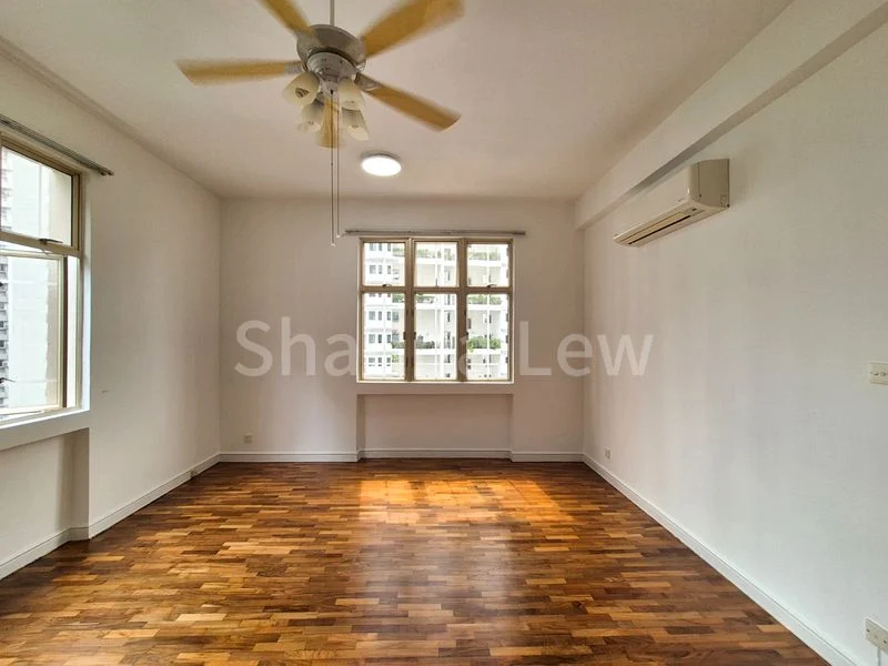 4 Bed Condo for Rent in Leonie Condotel - Image 21