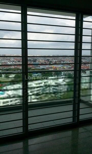 4 Bed Condo for Rent in One Amber - Image 10