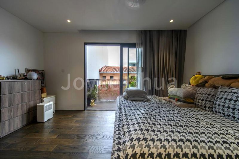 4 Bed Terraced House (Landed) for Sale in  Springside Avenue - Image 6