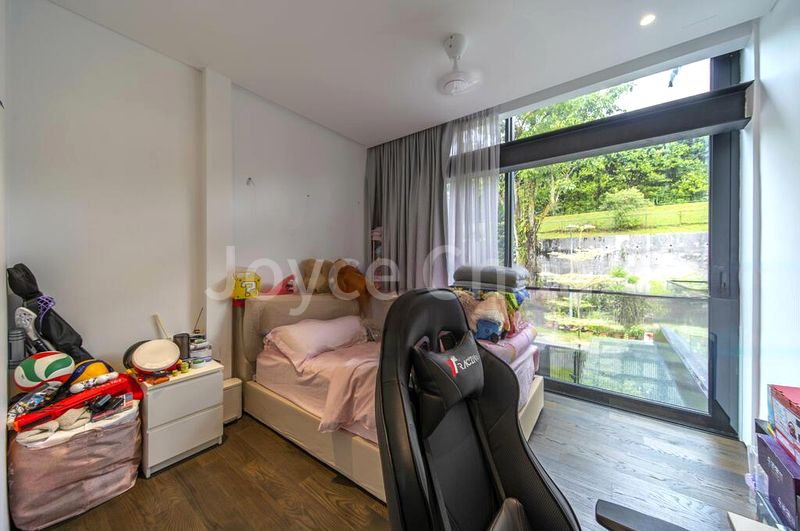 4 Bed Terraced House (Landed) for Sale in  Springside Avenue - Image 12