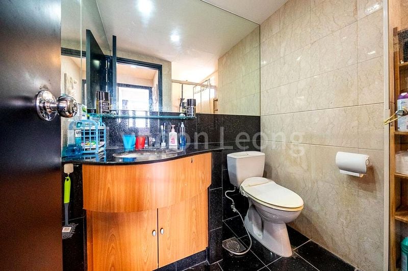 3 Bed Condo for Sale in  Costa Del Sol - Image 2