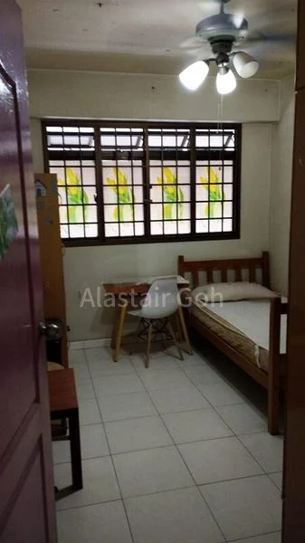 Room (HDB) for Rent in  696 Jurong West Central 1 - Image 1