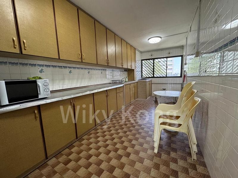 5 Room (5I) HDB for Sale in  425 Tampines Street 41 - Image 10