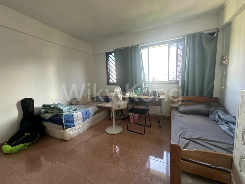 5 Room (5I) HDB for Sale in  425 Tampines Street 41 - Image 6