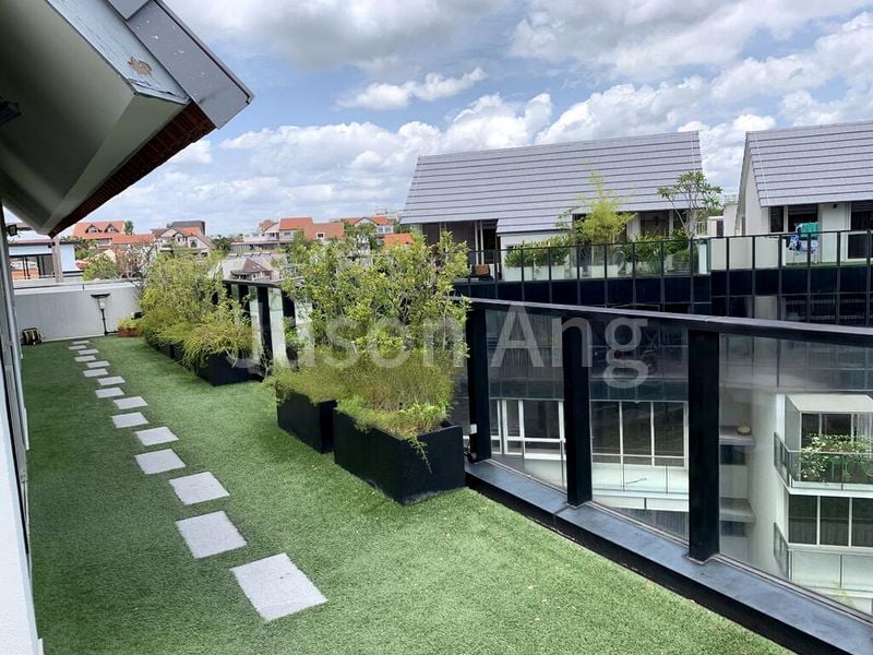 5 Bed Condo for Sale in  Frankel Estate - Image 11