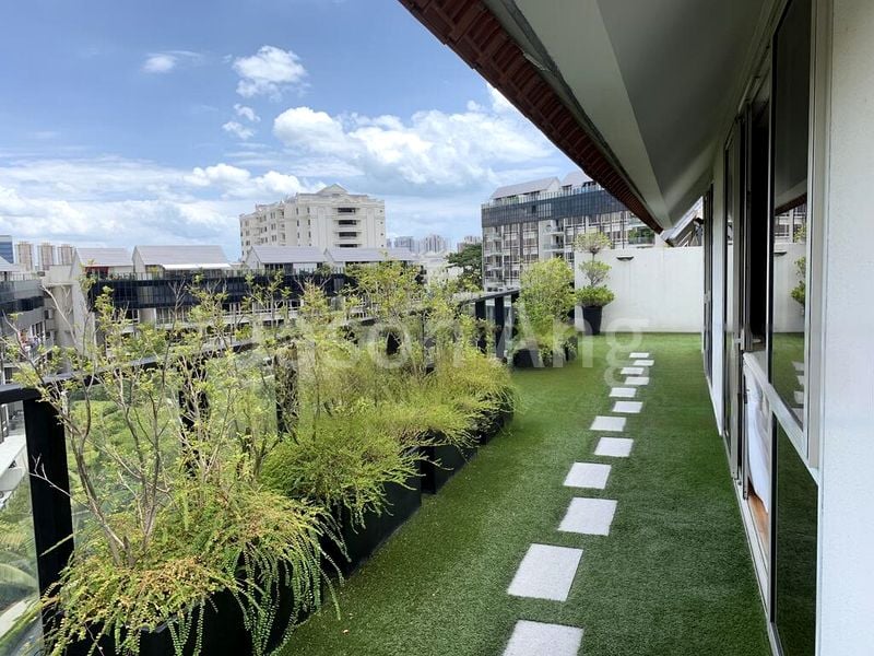 5 Bed Condo for Sale in  Frankel Estate - Image 10