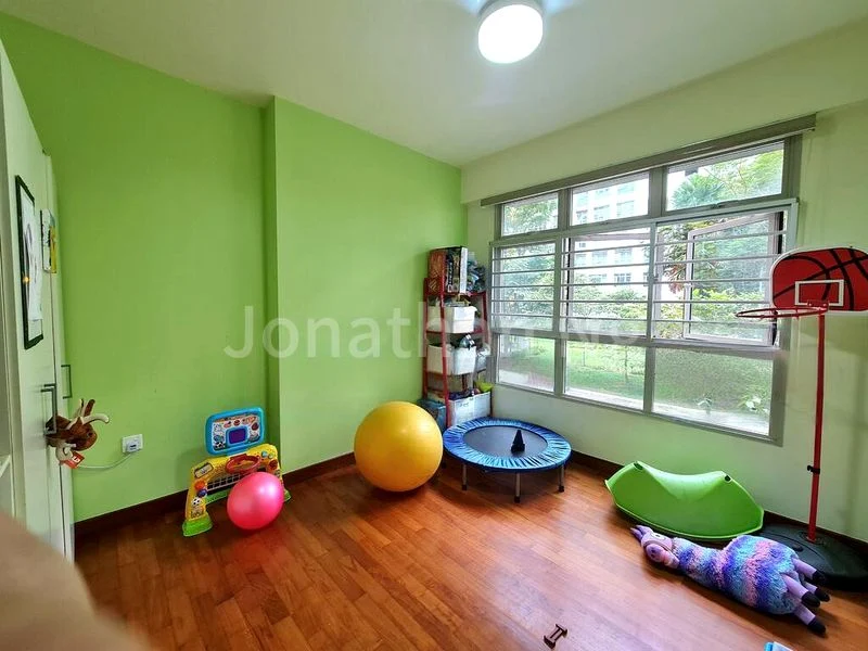 Premium HDB for Sale in  217B Compassvale Drive - Image 13