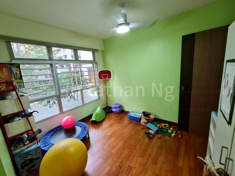 Premium HDB for Sale in  217B Compassvale Drive - Image 4