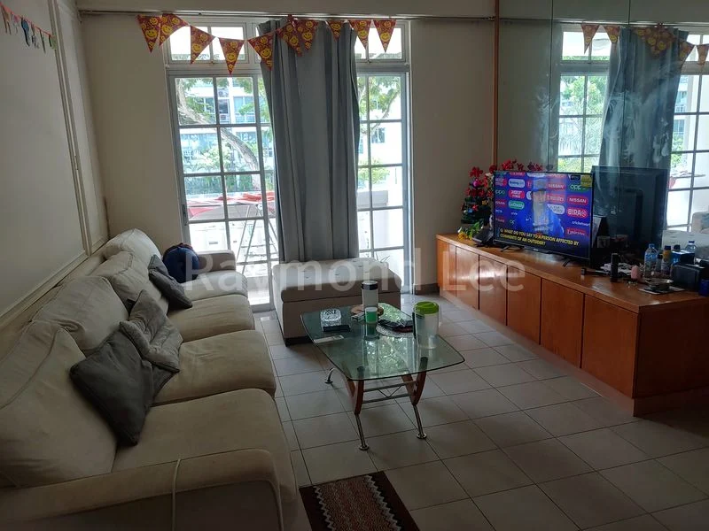 1 Bed Apartment (Condo) for Rent in  Versailles - Image 1