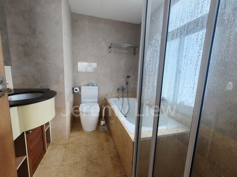 3 Bed Condo for Rent in  Queens - Image 3