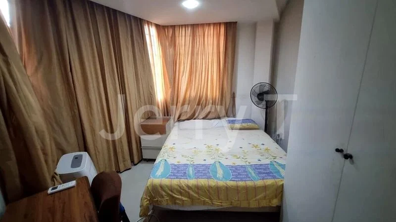 Common Room (Condo) for Rent in  Lakeside Tower - Image 1