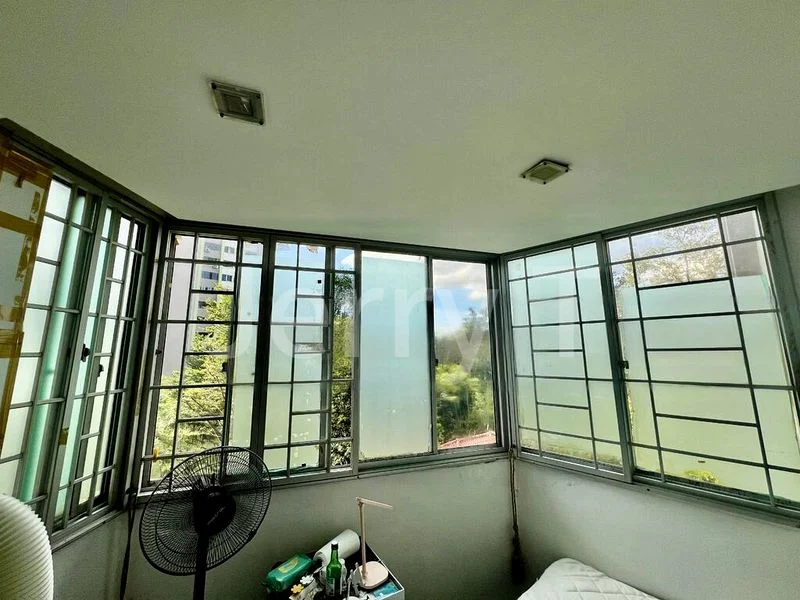 Common Room (Condo) for Rent in  Lakeside Tower - Image 4