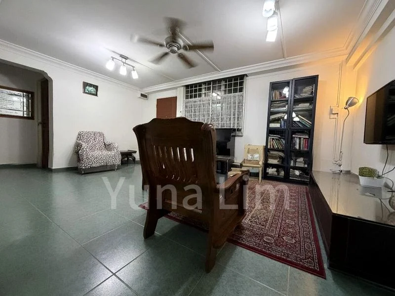 4 Room (4S) HDB for Sale in  321 Woodlands Street 32 - Image 3