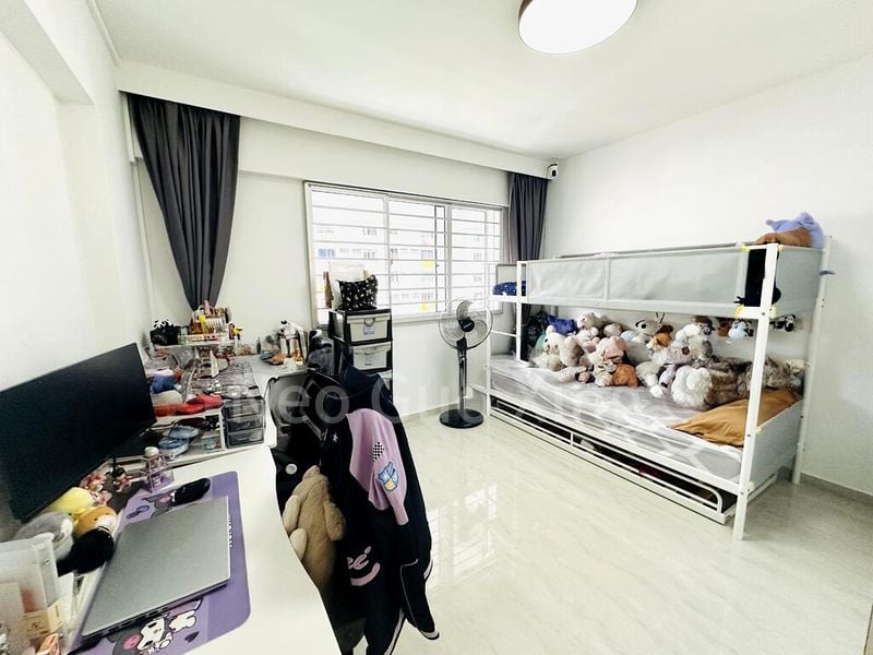 Maisonette HDB for Sale in 938 Tampines Avenue 5 - Image 10