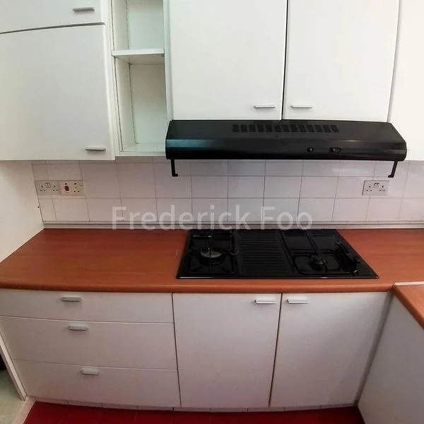 2 Bed Condo for Rent in  Yong An Park - Image 3