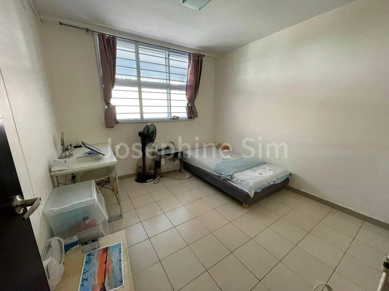 4 Room (4A) HDB for Rent in  531 Hougang Avenue 6 - Image 4