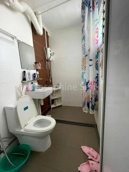4 Room (4A) HDB for Rent in  531 Hougang Avenue 6 - Image 5