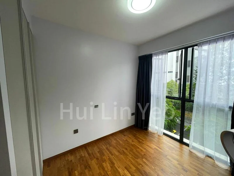 3 Bed Executive Condo for Sale in  Twin Fountains - Image 4