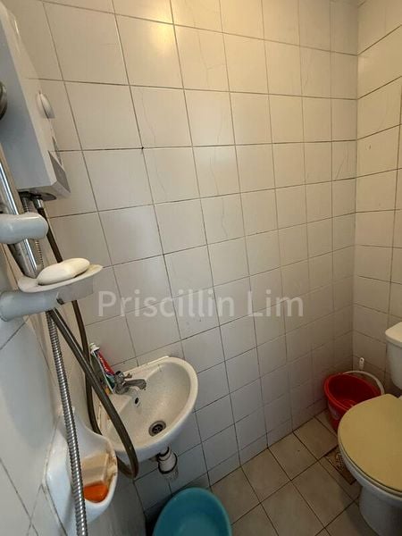 3 Bed Condo for Rent in  Maple Woods - Image 1