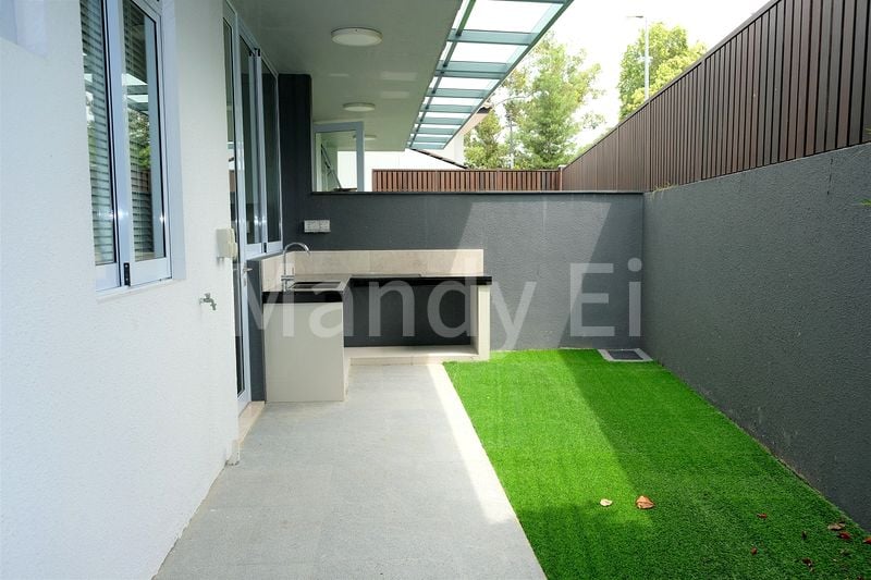 5 Bed Semi-Detached House (Landed) for Sale in Toh Estate - Image 13