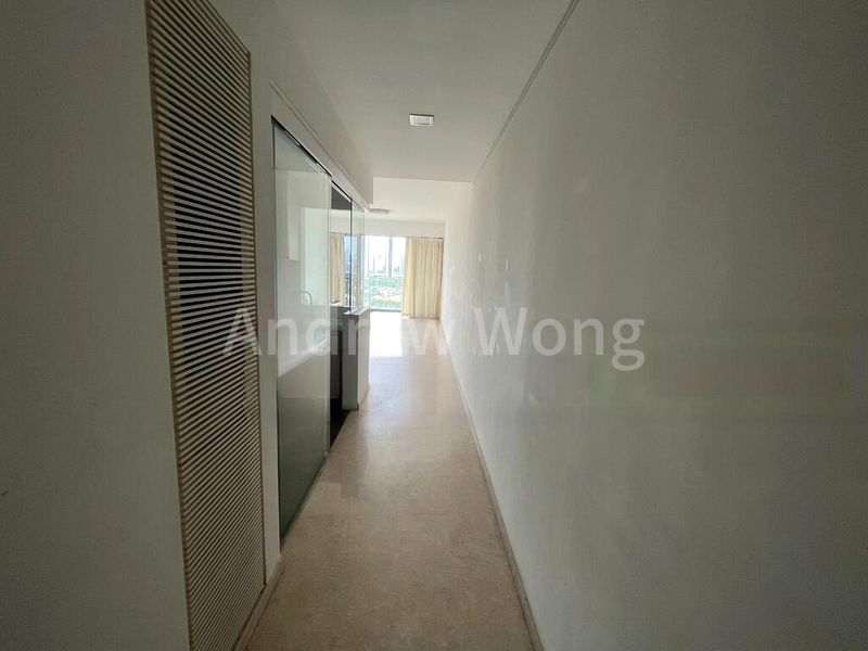 3 Bed Condo for Rent in  The Parc Condominium - Image 9