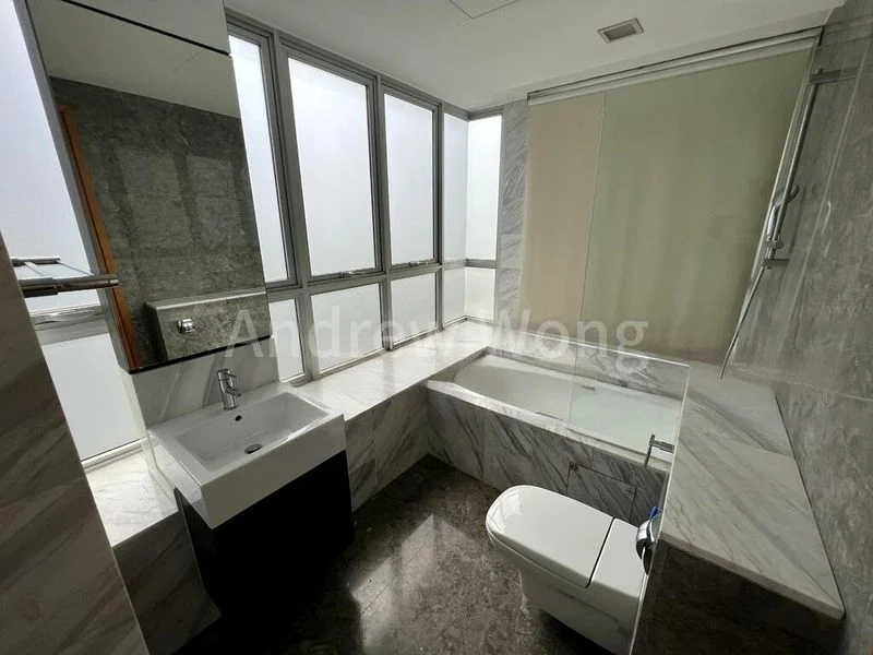 3 Bed Condo for Rent in  The Parc Condominium - Image 3