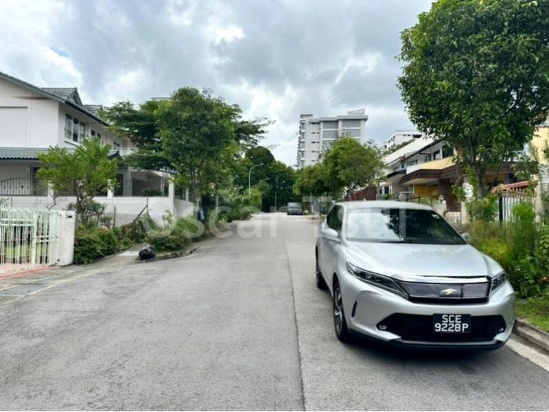 4 Bed Terraced House (Landed) for Sale in  Mayflower Gardens - Image 2