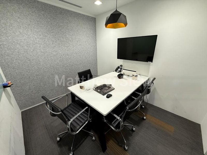 Office for Rent: Republic Plaza - Image 4