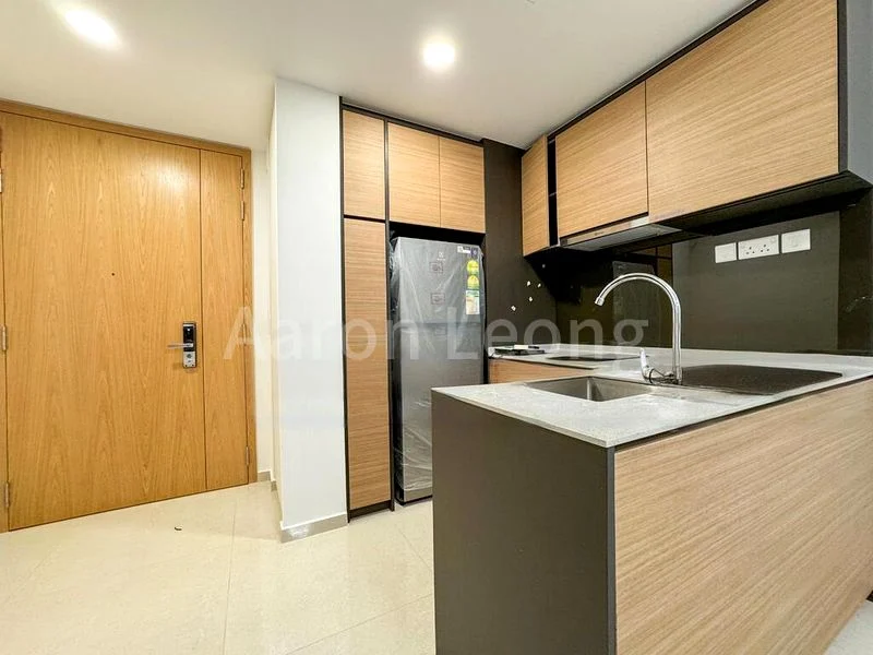 2 Bed Condo for Rent in  Midwood - Image 4