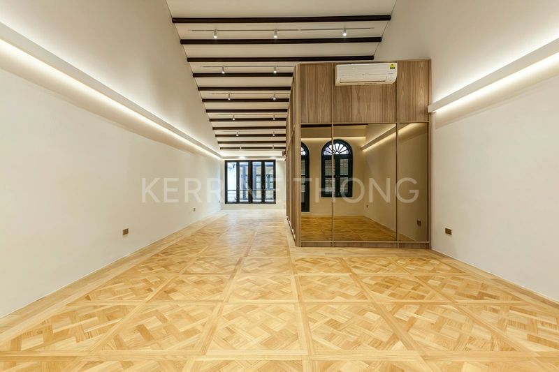 Shop / Shophouse for Sale in  Mosque Street - Image 4