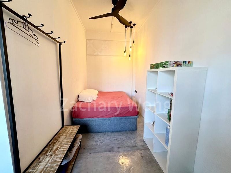 4 Bed Apartment (Condo) for Sale in  Marshall Road - Image 1