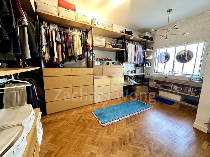 4 Bed Apartment (Condo) for Sale in  Marshall Road - Image 5