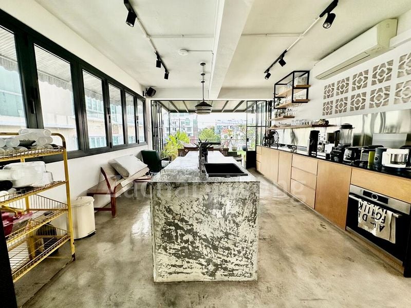 4 Bed Apartment (Condo) for Sale in  Marshall Road - Image 9