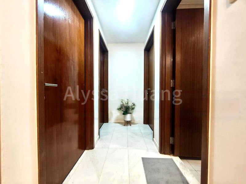 Common Room (Condo) for Rent in  The Lakeshore - Image 5