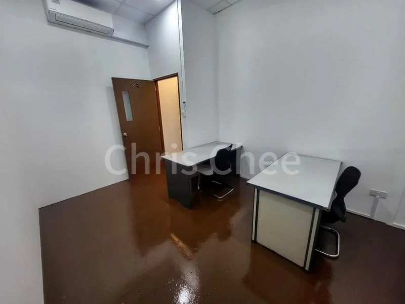 Light Industrial (B1) for Rent: Invest Ho Building - Image 5