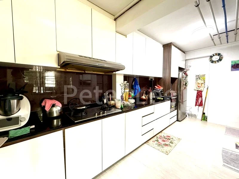 5 Room (5I) HDB for Sale in  50 Sims Drive - Image 11