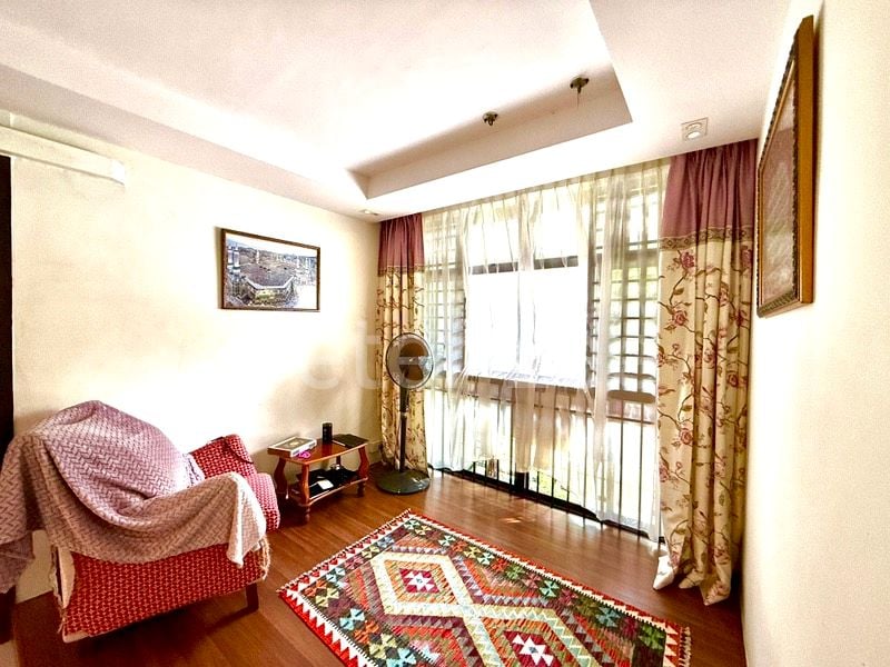 5 Room (5I) HDB for Sale in  50 Sims Drive - Image 5