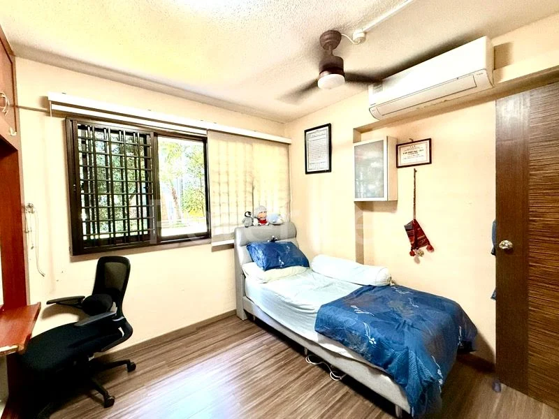5 Room (5I) HDB for Sale in  50 Sims Drive - Image 6