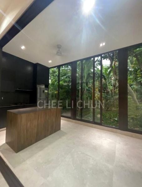 5 Bed Condo for Rent in  La Suisse I - Image 11