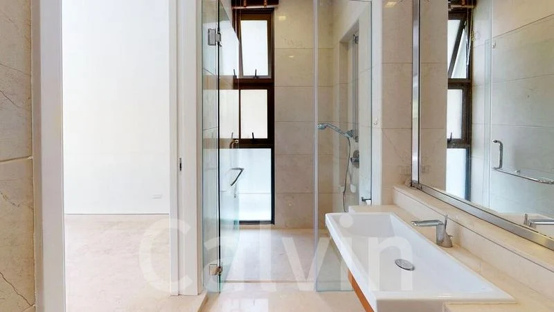 6 Bed Bungalow (Landed) for Sale in  Ocean Drive - Image 1