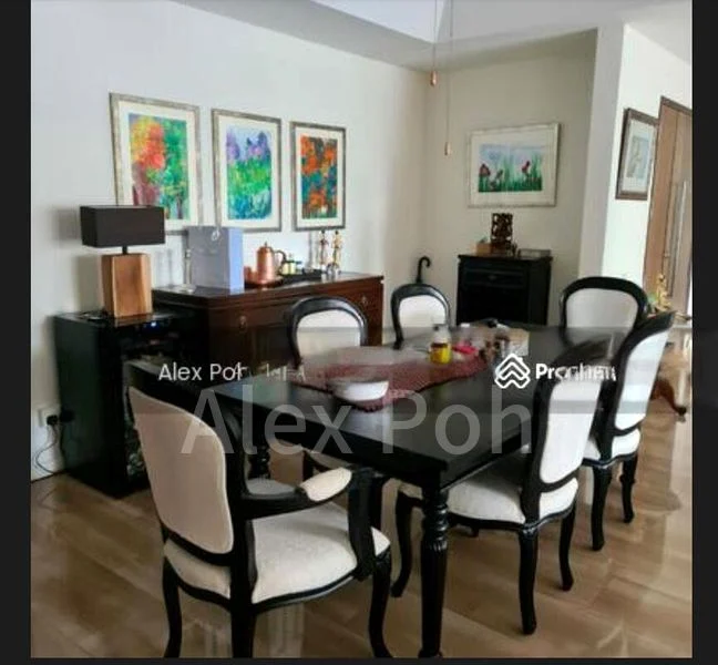 3 Bed Condo for Sale in Regency Park - Image 2