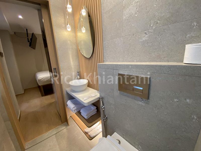 1 Bed Condo for Rent in  The Paragon - Image 15