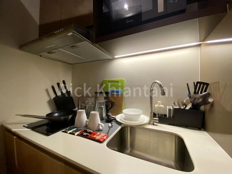 1 Bed Condo for Rent in  The Paragon - Image 10